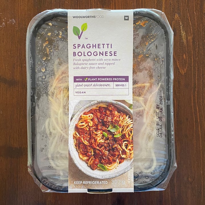 photo of Woolworths Food spaghetti bolognese shared by @ilizemarais on  01 Jul 2021 - review