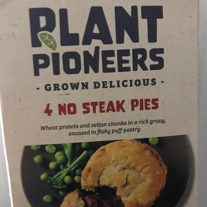 photo of Plant Pioneers 4 No Stake Pies shared by @vinrojo on  28 May 2021 - review