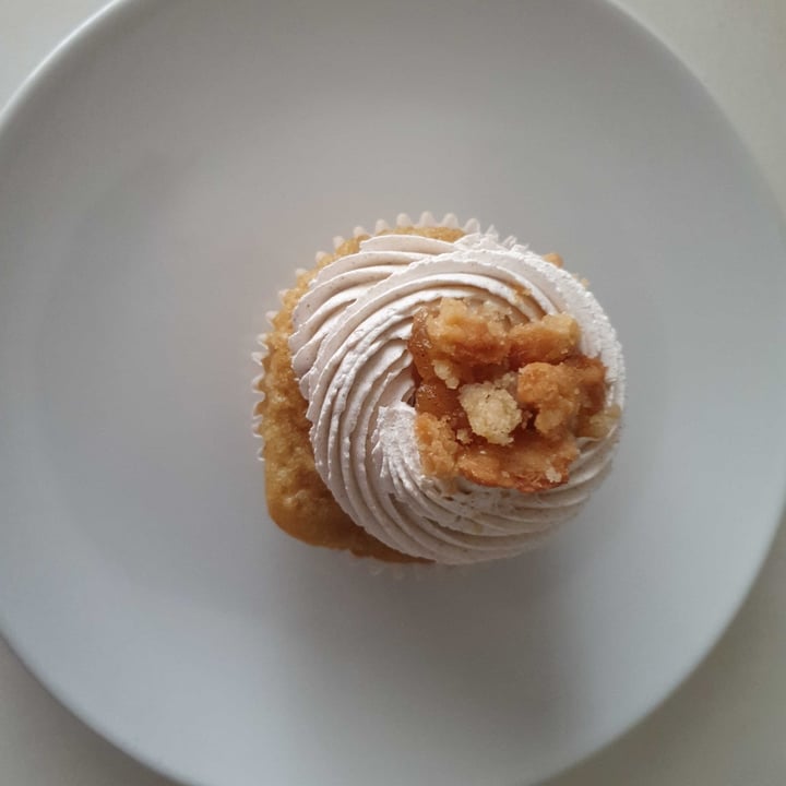 photo of Bohemian Lane Pastelería Vegana Cupcake shared by @lauri on  03 Nov 2020 - review