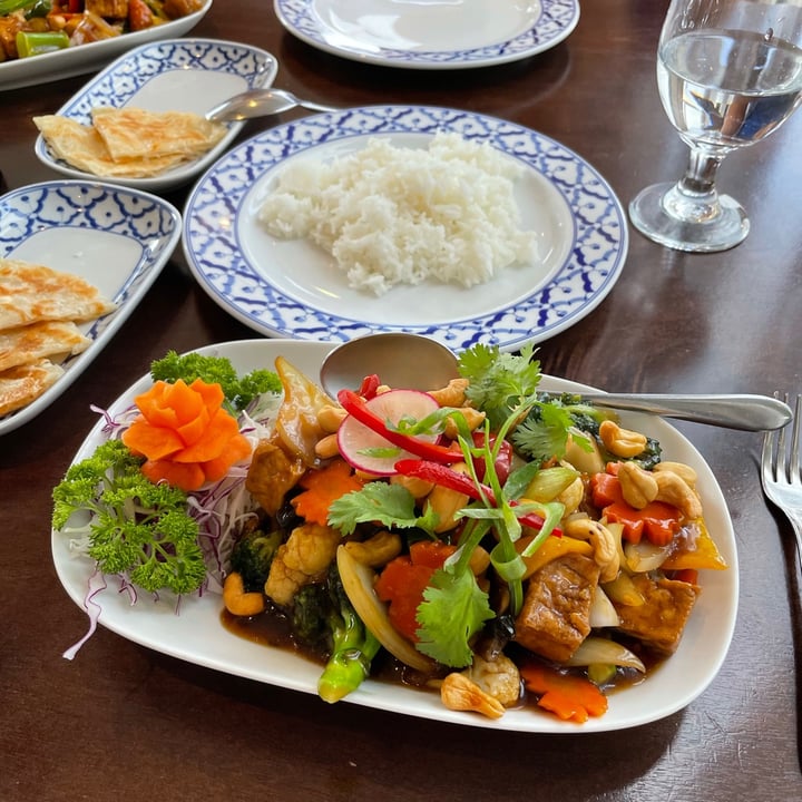 photo of Thai Village Restaurant Tofu Cashew Nuts shared by @lukapesic on  04 Feb 2021 - review