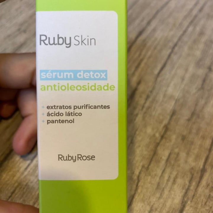 review photo of RubyRose Sérum Detox Antioleosidade shared by @carlaneves on 09 May 2022 - review