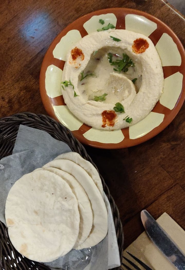 photo of Urban Bites Hummus shared by @hownowbrownkow on  15 Feb 2020 - review