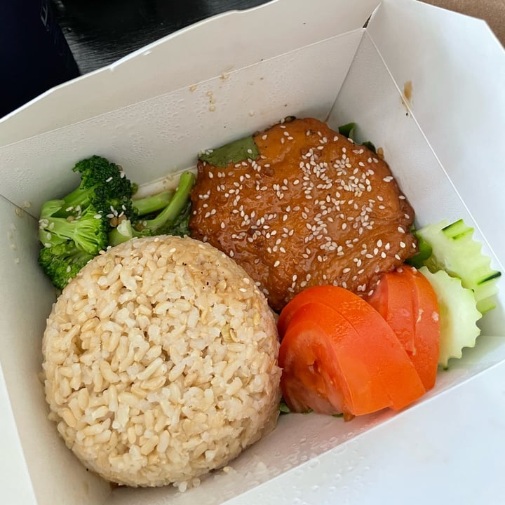 photo of Mitasie Vegan Cafe Soy Beef Rice And Veggies shared by @melnourish on  24 Apr 2022 - review