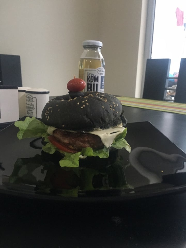 review photo of El Tokte Hamburguesa Vegetal shared by @stephani on 15 May 2020 - review