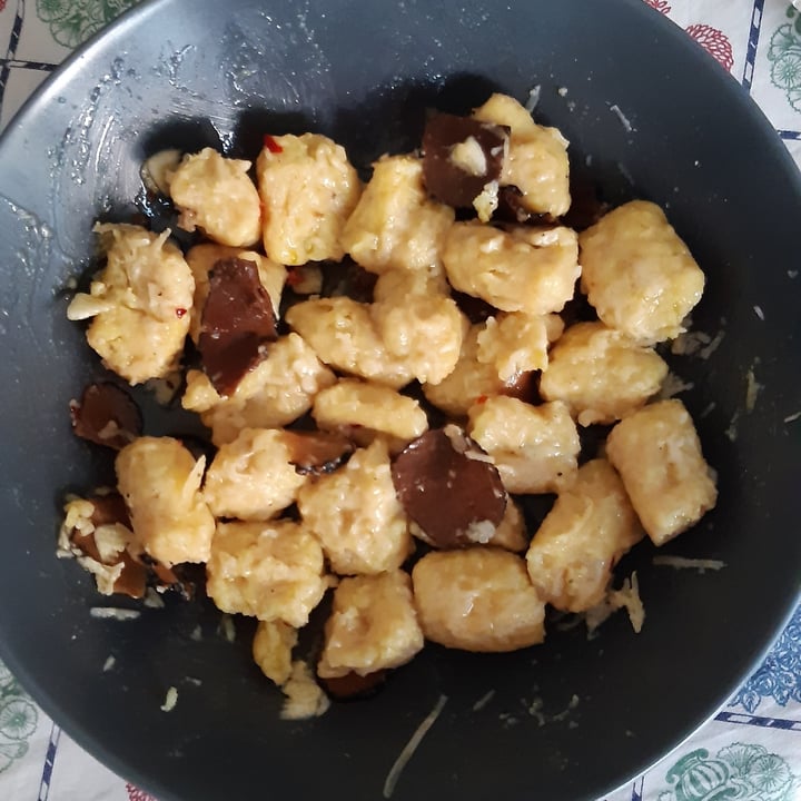 review photo shared by @labea on 23 Apr 2022 - post