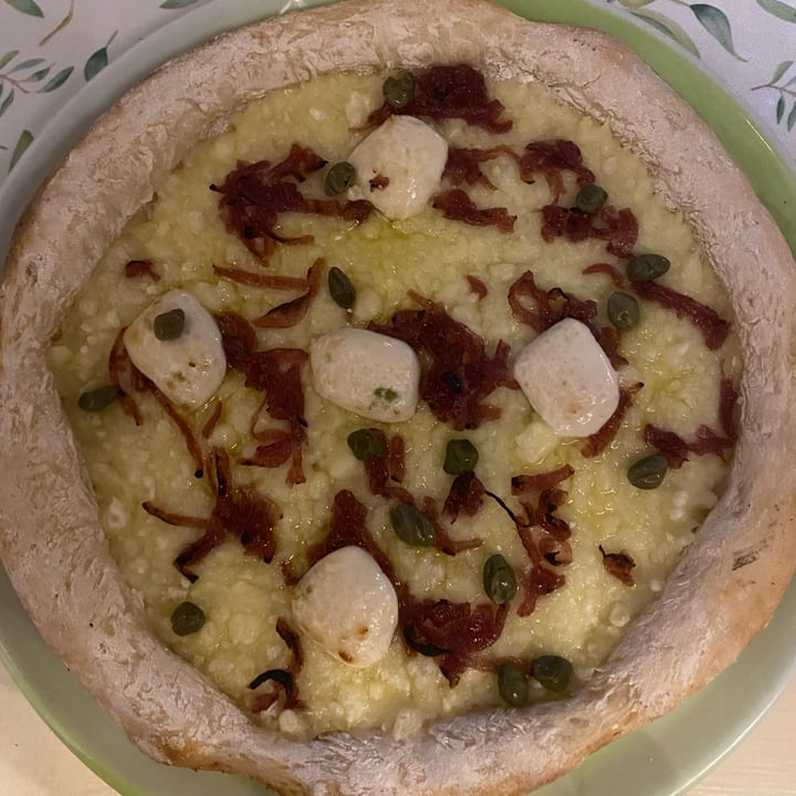 photo of La Pépinière Ristorante Biologico Pizza veg shared by @carolinam on  16 Jul 2022 - review