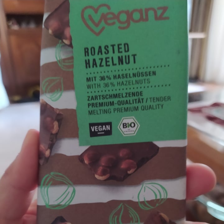 photo of Veganz Chocolate Roasted Hazelnut shared by @mouxlitsa on  03 Apr 2021 - review
