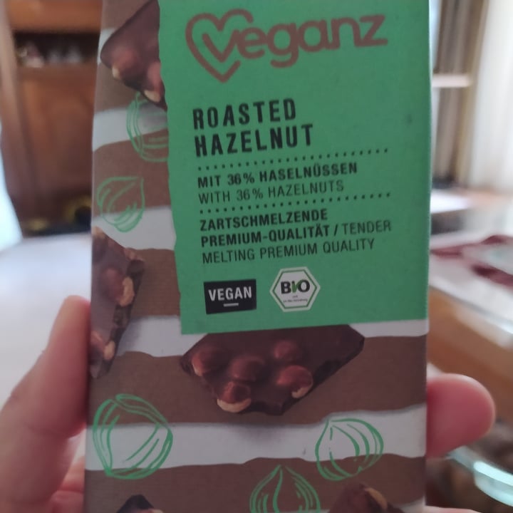 review photo of Veganz Chocolate Roasted Hazelnut shared by @mouxlitsa on 03 Apr 2021 - review