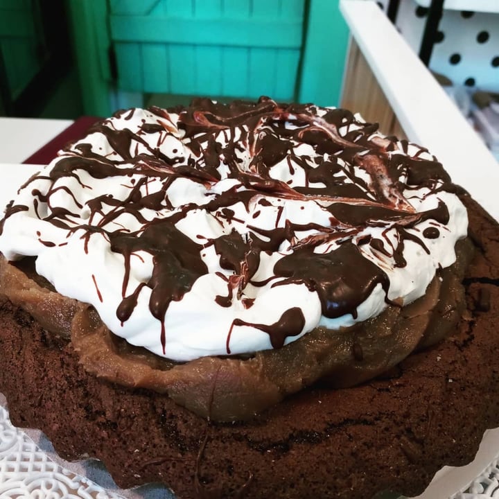 review photo of Almacén De La Plaza Vegan Brownie de chocolate y merengue shared by @indomittaraiz on 13 Mar 2021 - review