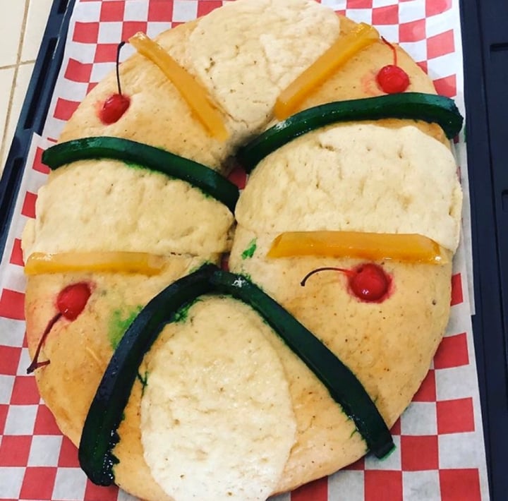 photo of House of Beans Rosca de Reyes shared by @adhara on  21 Jan 2020 - review