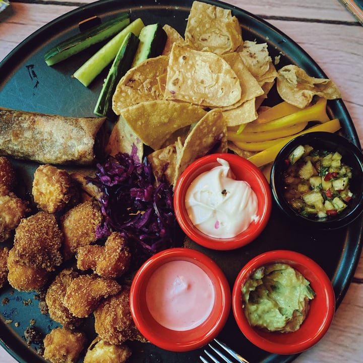 review photo of Junk y Vegan all or nothing shared by @efullante on 17 Jun 2021 - review