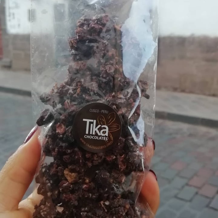 photo of Chocolates Tika Nibs De Cacao shared by @danielaorihuelab on  27 Feb 2021 - review
