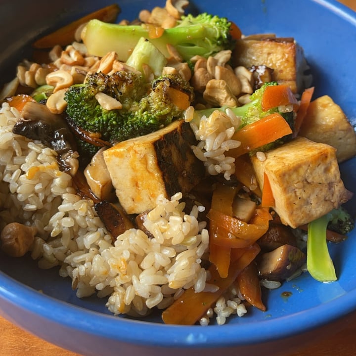review photo of Doc B's Restaurant + Bar (Tampa) Tofu Wok Out Bowl shared by @jamiewoodrum on 31 Aug 2021 - review