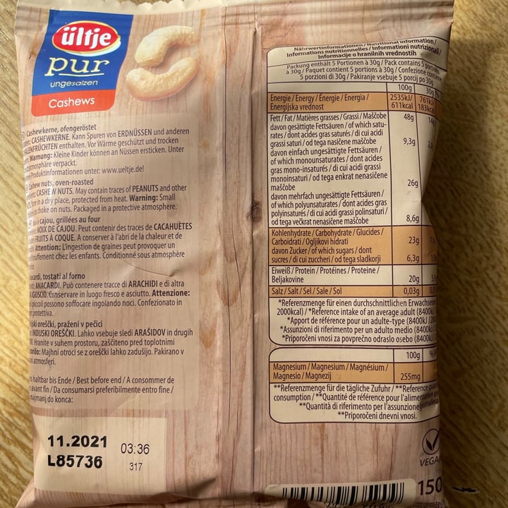 photo of Ültje Pur Cashews ungesalzen shared by @julyn on  11 Apr 2021 - review