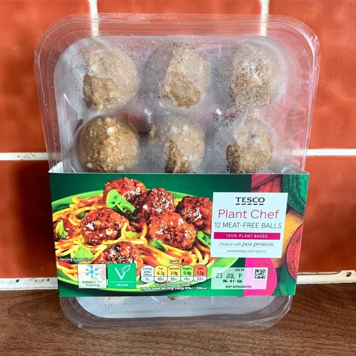 photo of Tesco Plant Chef 12 Meat-Free Balls shared by @vegpledge on  27 Jul 2021 - review