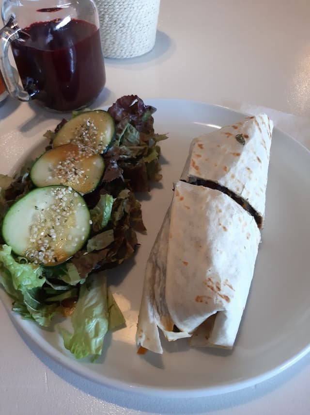 Photo of the dish “Wrap Capricho”