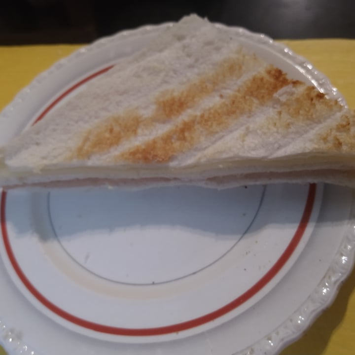 photo of La Vegana Cantina Sandwich De Miga De Jamón Y Queso shared by @solre on  12 Apr 2021 - review