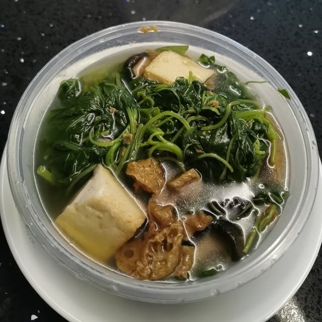 菜肴“Spinach soup”的照片
