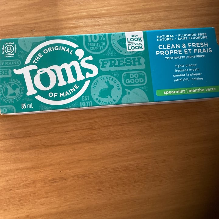 photo of Tom's of Maine Clean & Fresh Spearmint Toothpaste shared by @vieveg on  27 Feb 2022 - review