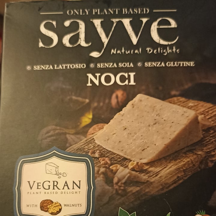 photo of Sayve Formaggio alle noci shared by @andreasic on  03 Dec 2021 - review