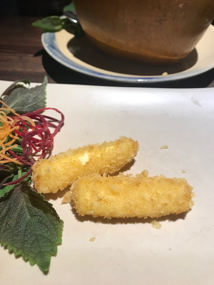 review photo of Hum Vegetarian, Garden & Restaurant Fried tofu shared by @jannapham on 20 Jan 2022 - review
