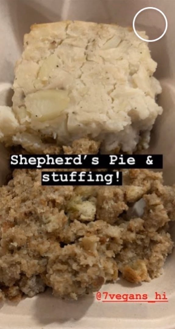 photo of 7Vegans_HI Shepherd’s Pie And Stuffing shared by @kuuipo on  25 Jan 2020 - review