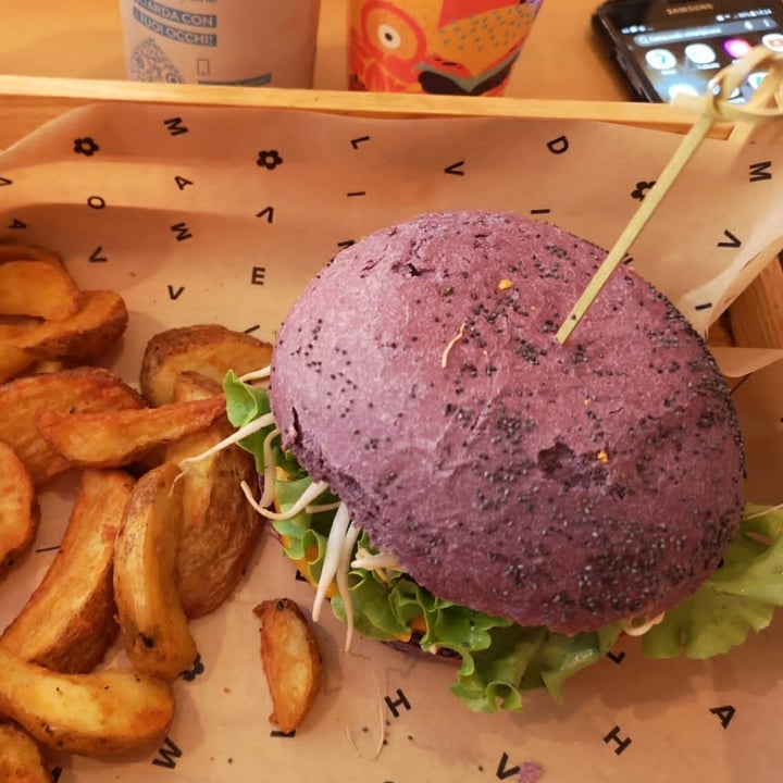 photo of Flower Burger Flower Burger shared by @millymilly on  17 Sep 2022 - review