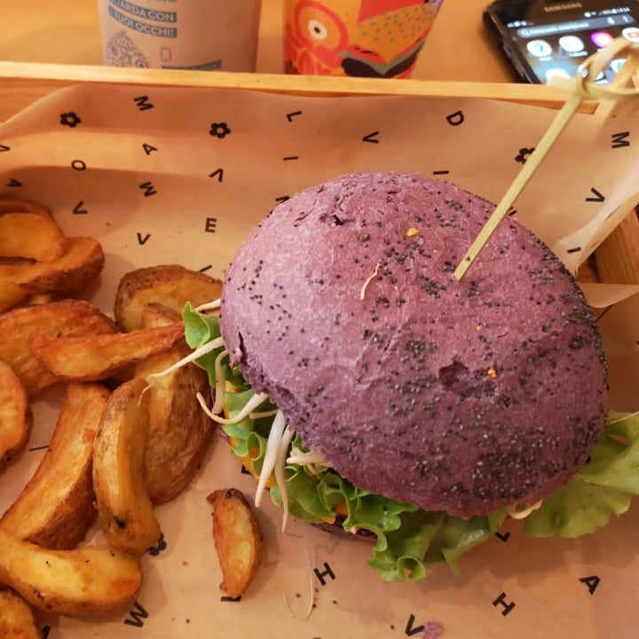 review photo of Flower Burger Flower Burger shared by @millymilly on 17 Sep 2022 - review