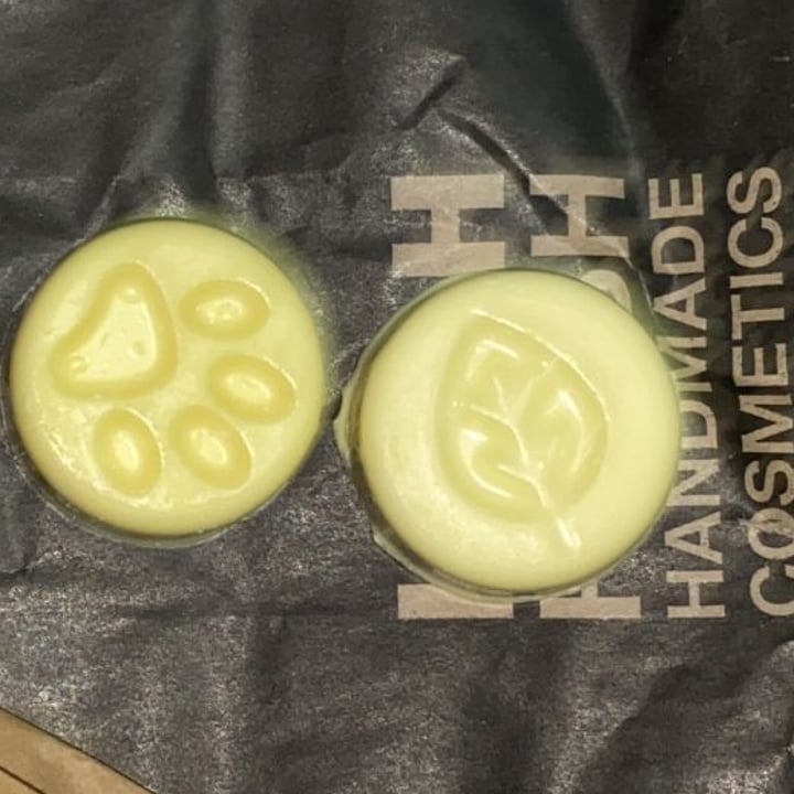 review photo of LUSH Fresh Handmade Cosmetics Charity Pot Coin Naked Body Lotion shared by @mno on 28 Mar 2022 - review