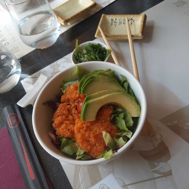 photo of Sakura ristorante giapponese Milano green salad shared by @annalisalaborai on  24 Jun 2022 - review