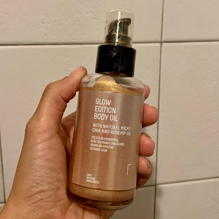 photo of Freshly Cosmetics Glow Edition Body Oil shared by @adele91m on  29 Sep 2022 - review