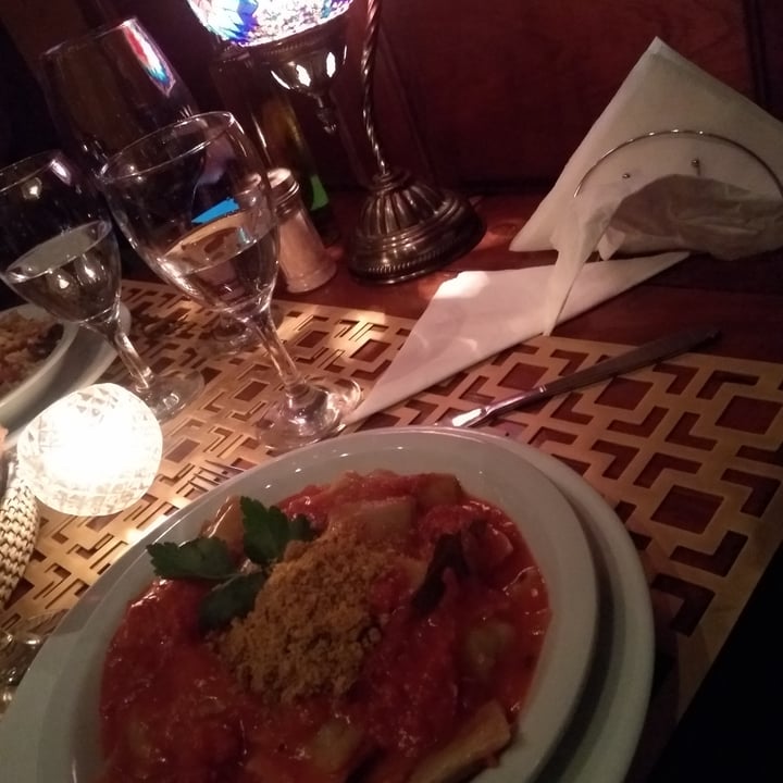 photo of Restaurante Buddhi Ravioles De Verdura Con Salsa Y Rawmesan shared by @laumar85 on  09 Aug 2022 - review