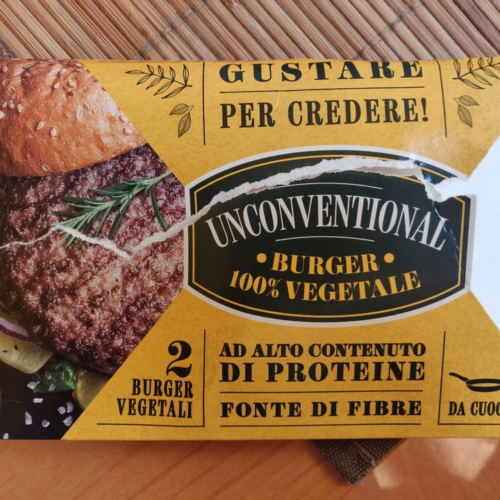 photo of Unconventional Burger Vegetale Classico - Classic Burger shared by @mattia00 on  11 Feb 2022 - review