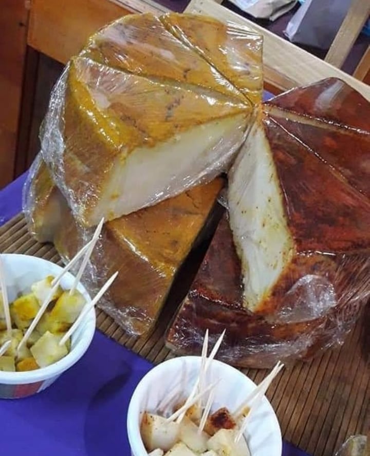 photo of Fetén vegano Queso para Rallar shared by @lauraliber on  16 Oct 2019 - review