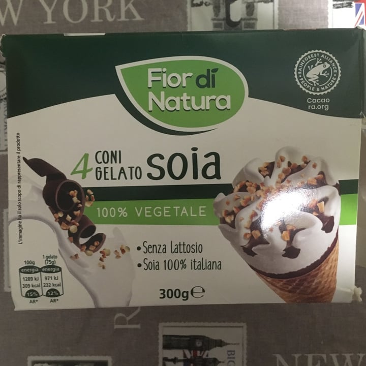 photo of Fior di Natura 4 coni gelato soia shared by @zoeciep on  07 Apr 2022 - review