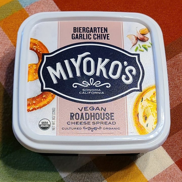 photo of Miyoko's Creamery Biergarten Garlic Chive Vegan Roadhouse Cheese Spread shared by @agreene428 on  24 Jun 2020 - review