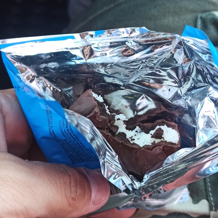 photo of Cerro Azul Alfajor Mousse de Vainilla shared by @emasanchez on  13 Mar 2021 - review