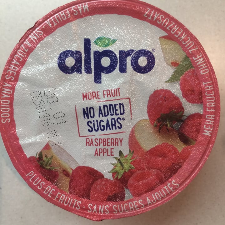 photo of Alpro Alpro raspberry apple shared by @lacharas on  20 Jan 2022 - review