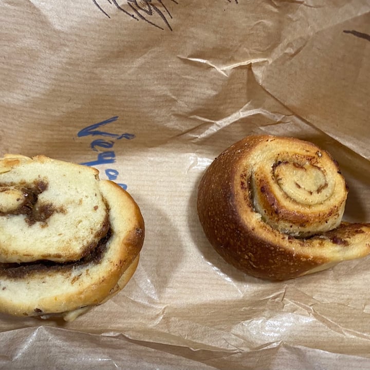 photo of ClemCafé Cinnamon roll vegano shared by @susana01 on  19 Mar 2021 - review