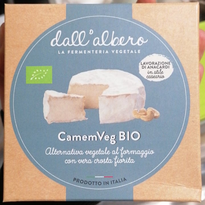 photo of Dall’Albero La Fermenteria Vegetale CamemVeg Bio shared by @jessicarebeg on  16 Dec 2021 - review