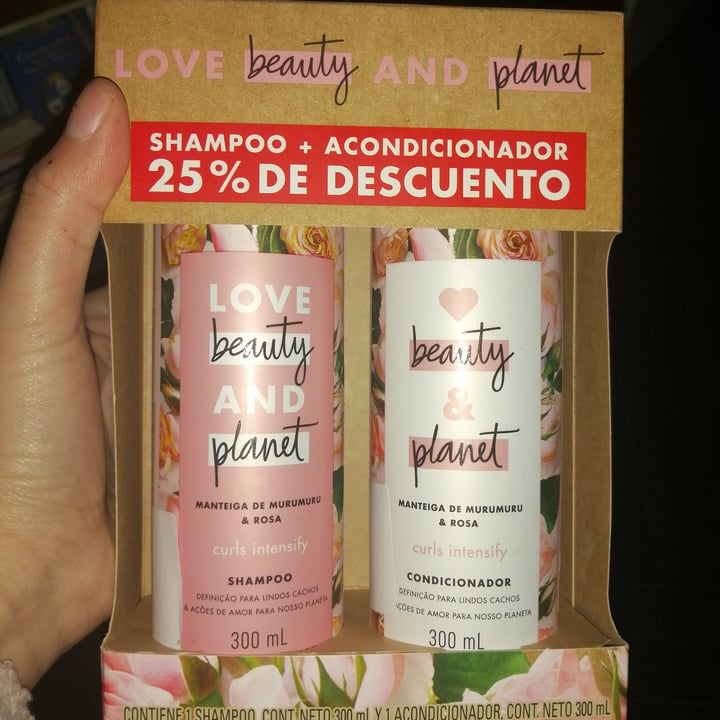 photo of Love Beauty and Planet shampoo y acondicionador Manteiga de Murumuru & Rosa  shared by @visxus on  09 Jun 2022 - review