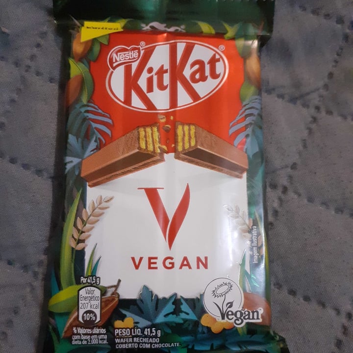 photo of Nestlé Kitkat Vegan shared by @denisealmeida on  17 Apr 2022 - review