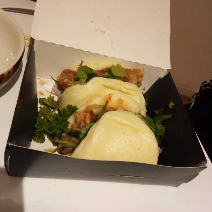 photo of Craft Sushi Fusion Bao Buns Veggie shared by @mamutgordo on  25 Jul 2022 - review