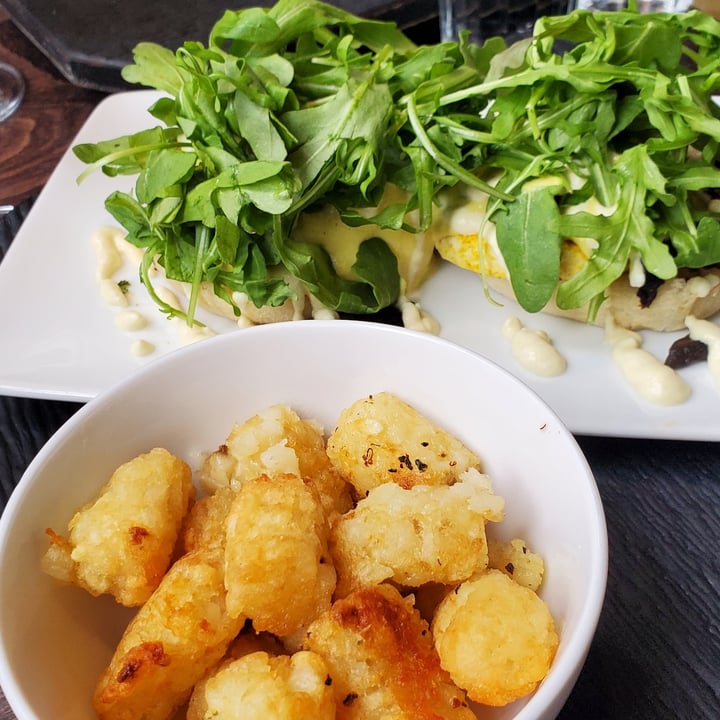 review photo of Virtuous Pie Superfunghi In The Morning Benny shared by @rosiesully on 03 Jan 2022 - review