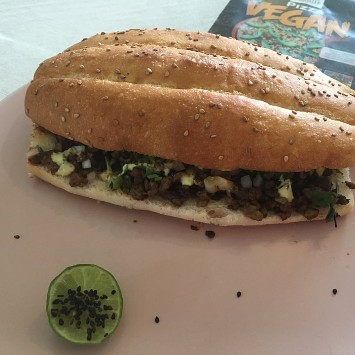 photo of Rincón veggie Torta de suadero shared by @jatzi on  08 Nov 2020 - review