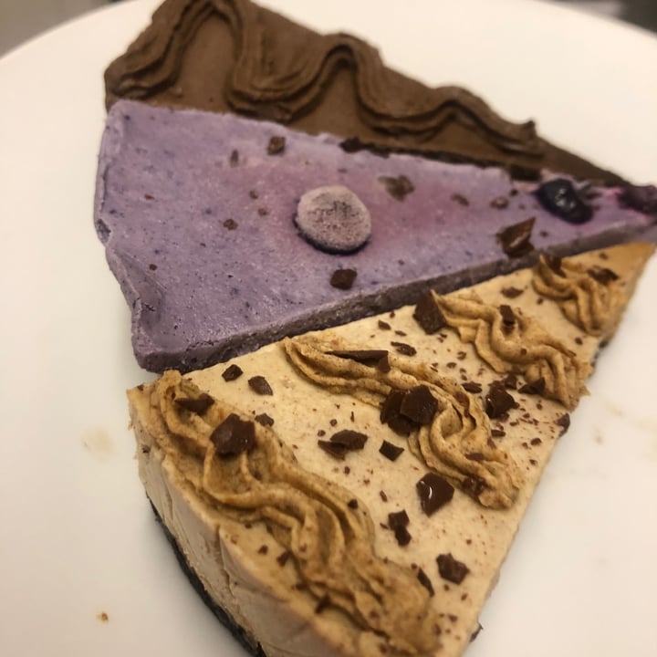 photo of Herbivorous Salted caramel Cheese cake shared by @grapetown on  29 Jul 2020 - review