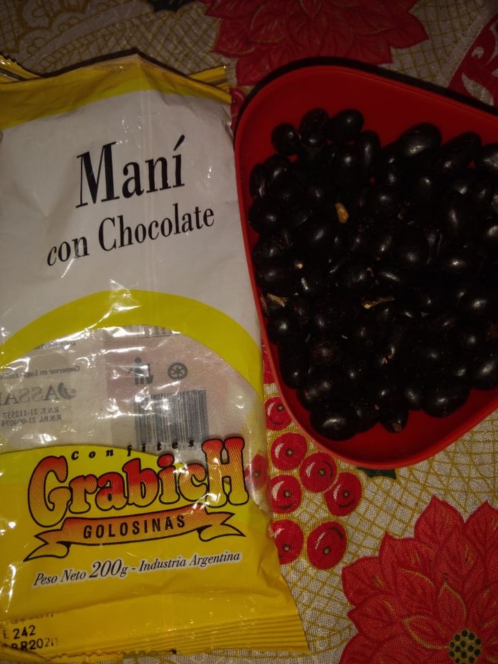 photo of Grabich Maní Con Chocolate Marca "Grabich" shared by @tomyrivaderovegan on  24 Dec 2019 - review