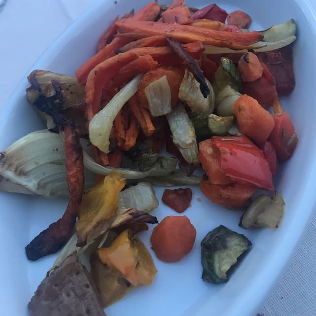 Foto del plato “Verdure Al Forno Con Erbe Apuane”