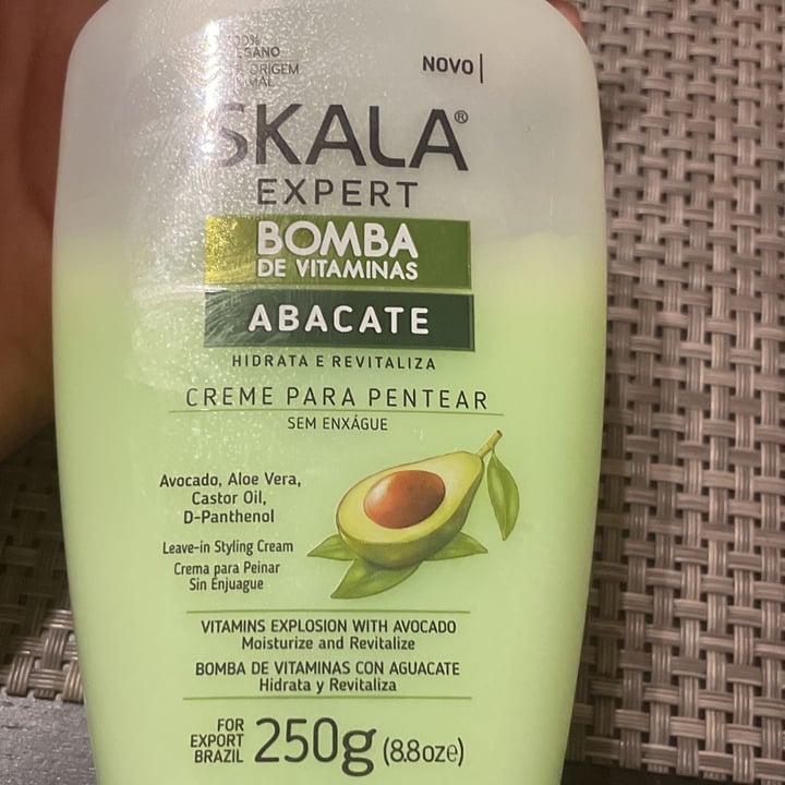 review photo of Skala Creme para pentear de Abacate shared by @dianatrindade on 10 May 2022 - review