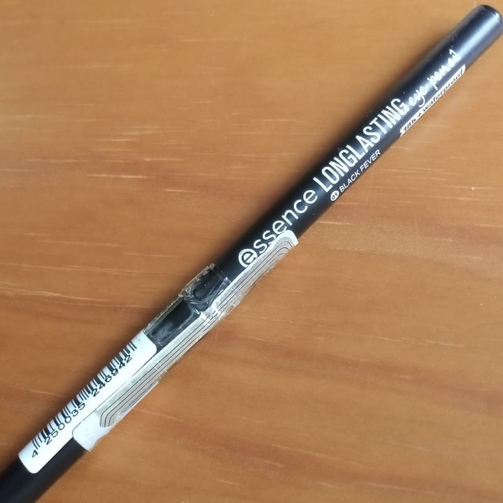 photo of Essence  Long lasting eye pencil - black fever shared by @titoherbito on  04 Dec 2022 - review